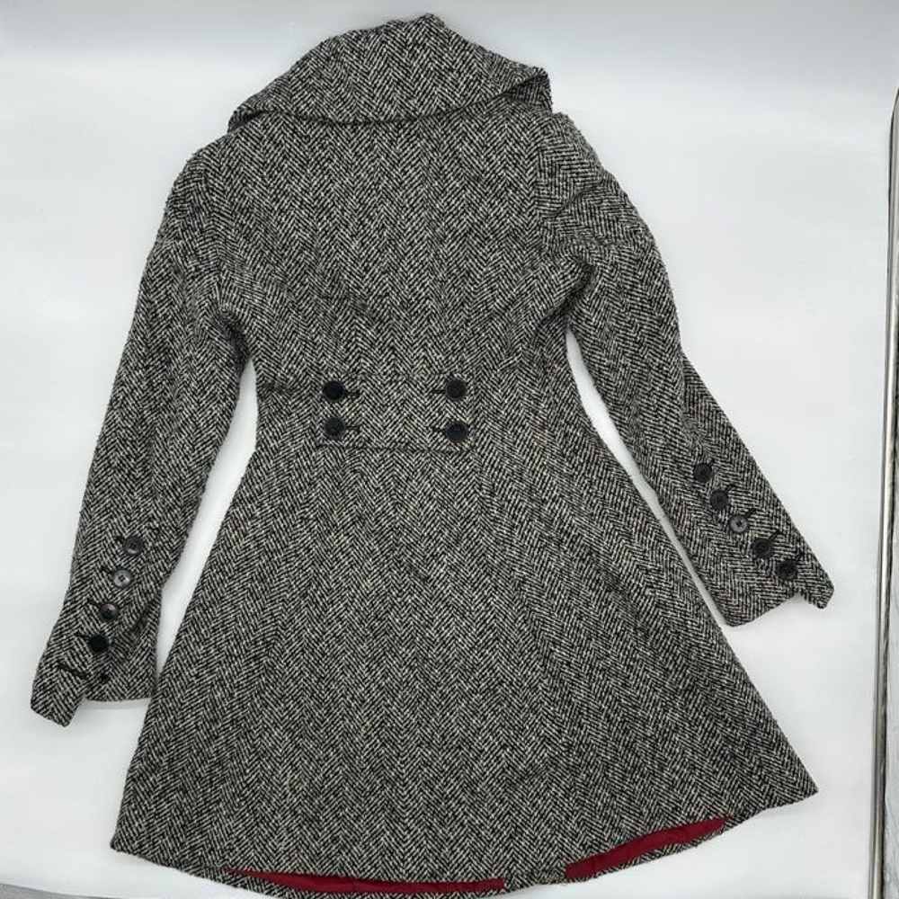 Express Wool Coat - Picture 7 of 7